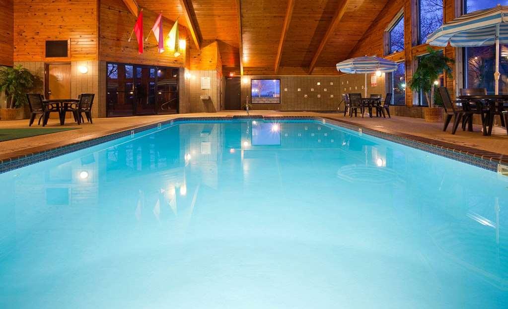 Hotel Americinn By Wyndham 3*