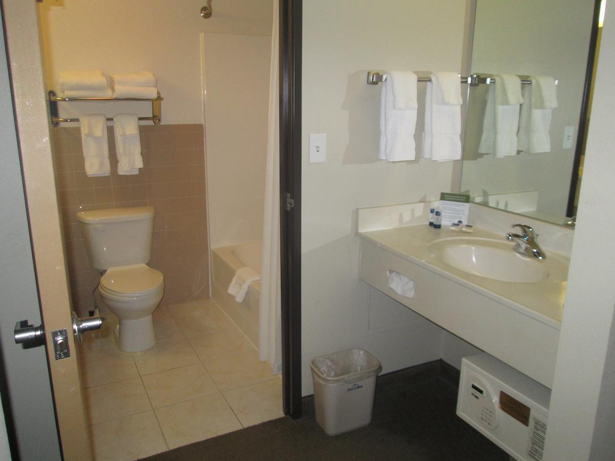 Hotel Americinn By Wyndham 3*